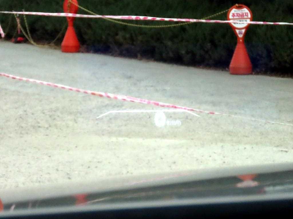 Genesis G80 - Vista 10