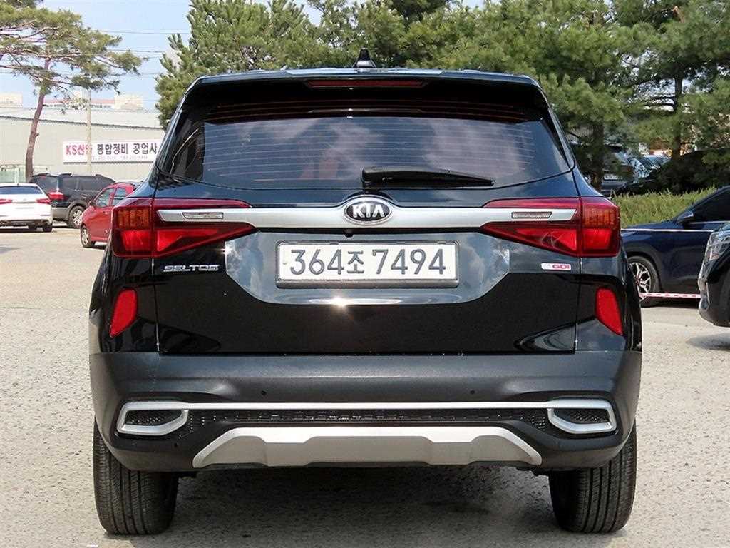 KIA Seltos - Vista 4