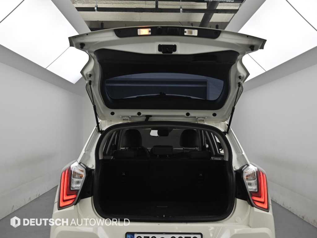 Ssangyong Tivoli 2021 Blanco - Importación desde Corea - HF Imports Iquique - Foto 19