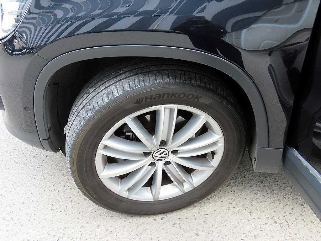 Volkswagen Tiguan 2015 Negro - Importación desde Corea - HF Imports Iquique - Foto 19