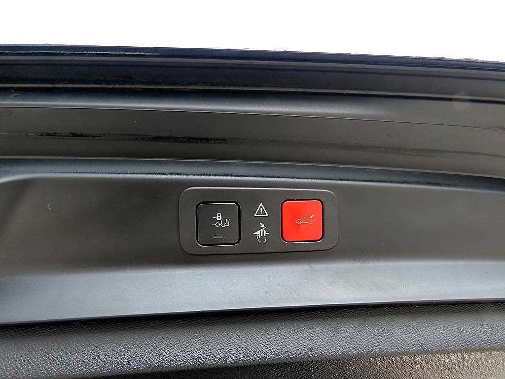 Peugeot 5008 2019 Negro - Importación desde Corea - HF Imports Iquique - Foto 17