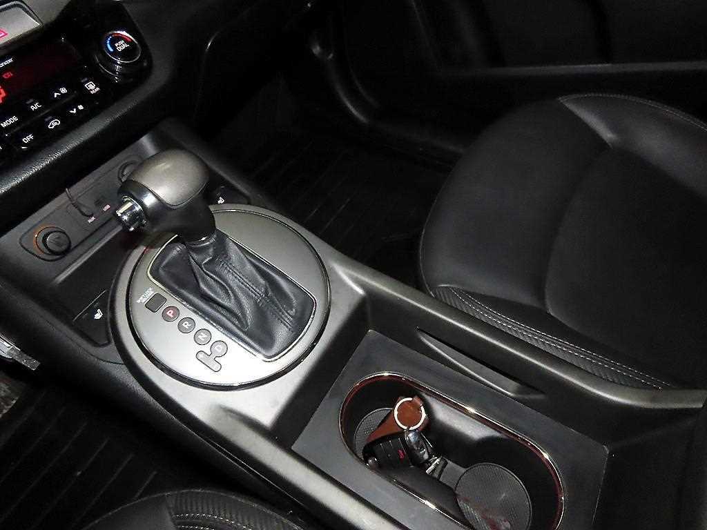 KIA Sportage - Vista 12