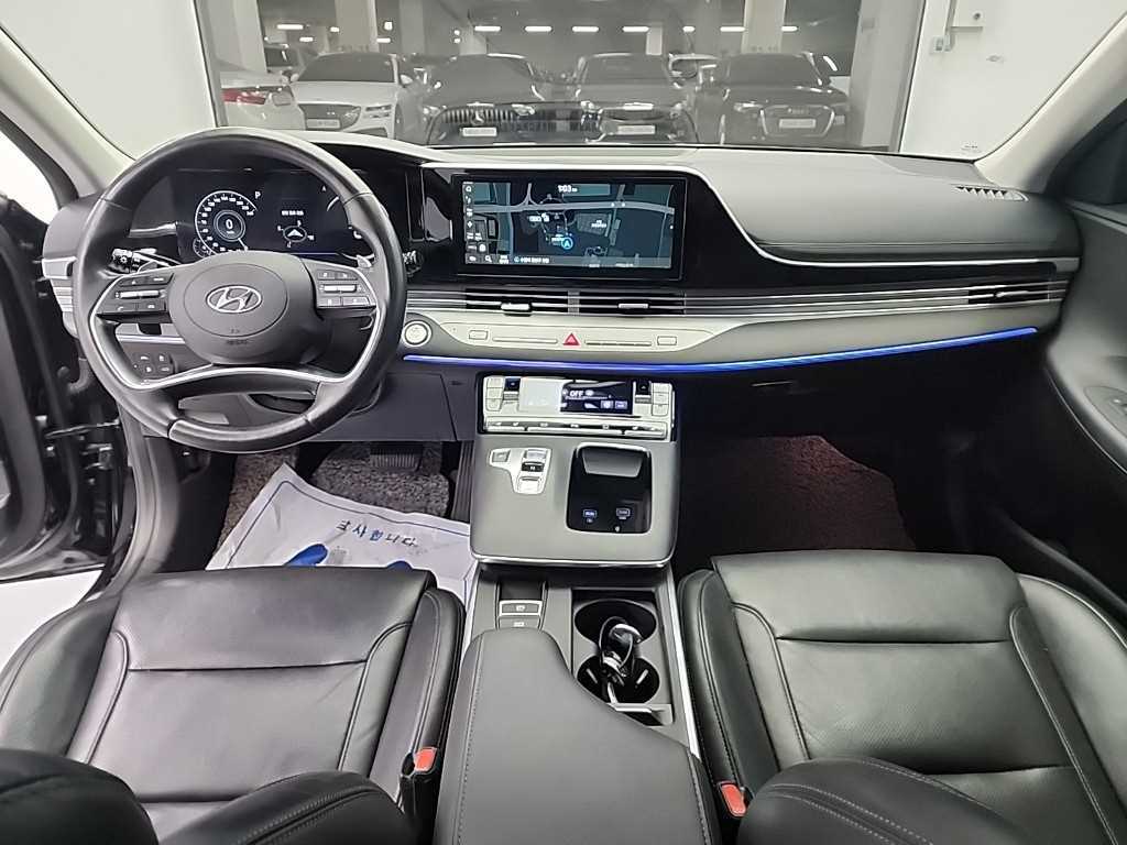 HYUNDAI Grandeur - Vista 7