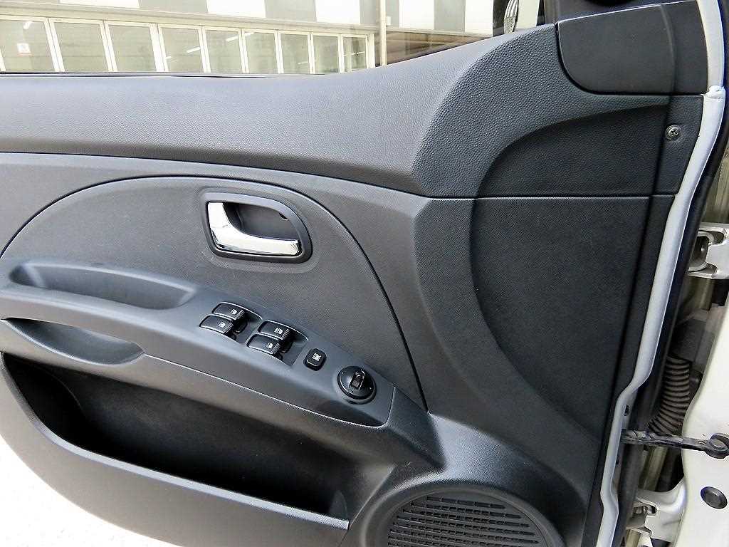 KIA Morning - Vista 11