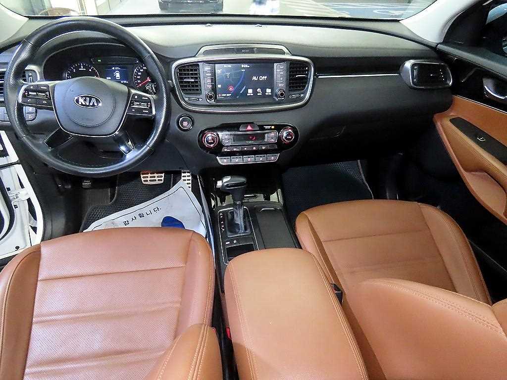 KIA Sorento - Vista 10