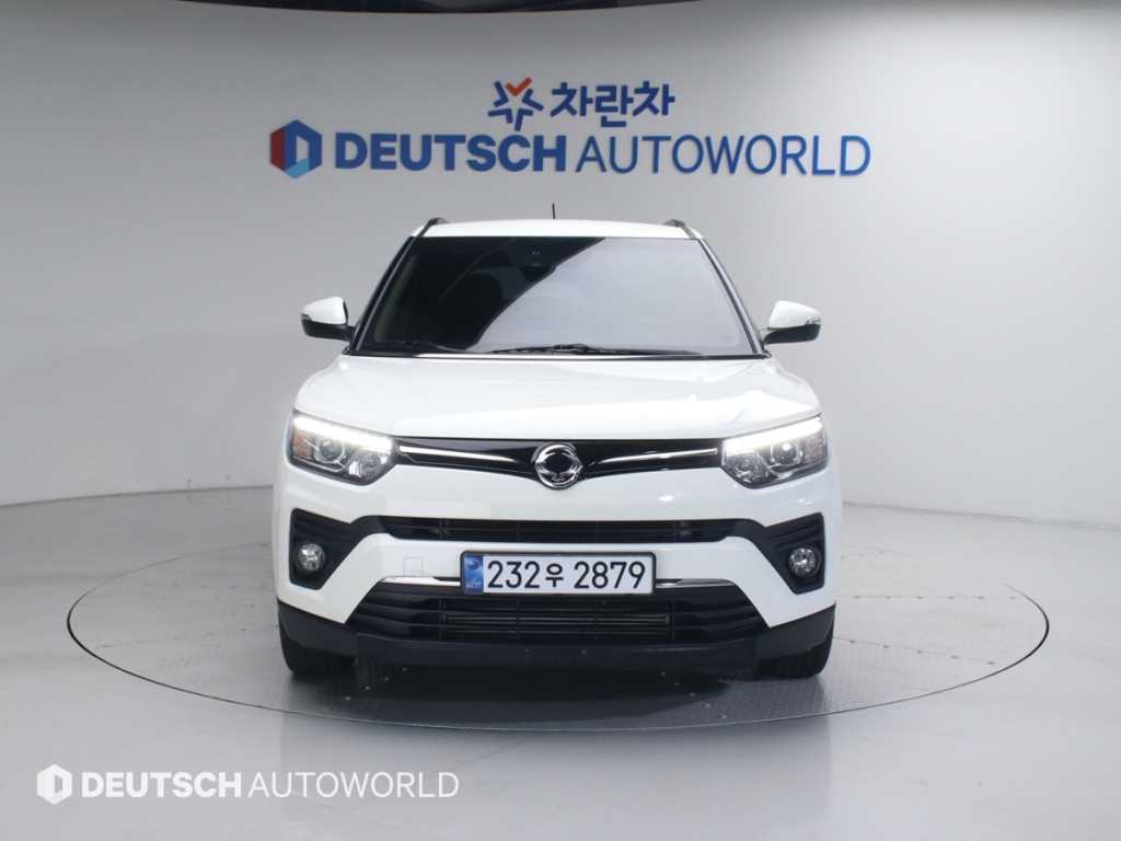 Ssangyong Tivoli - Vista 3