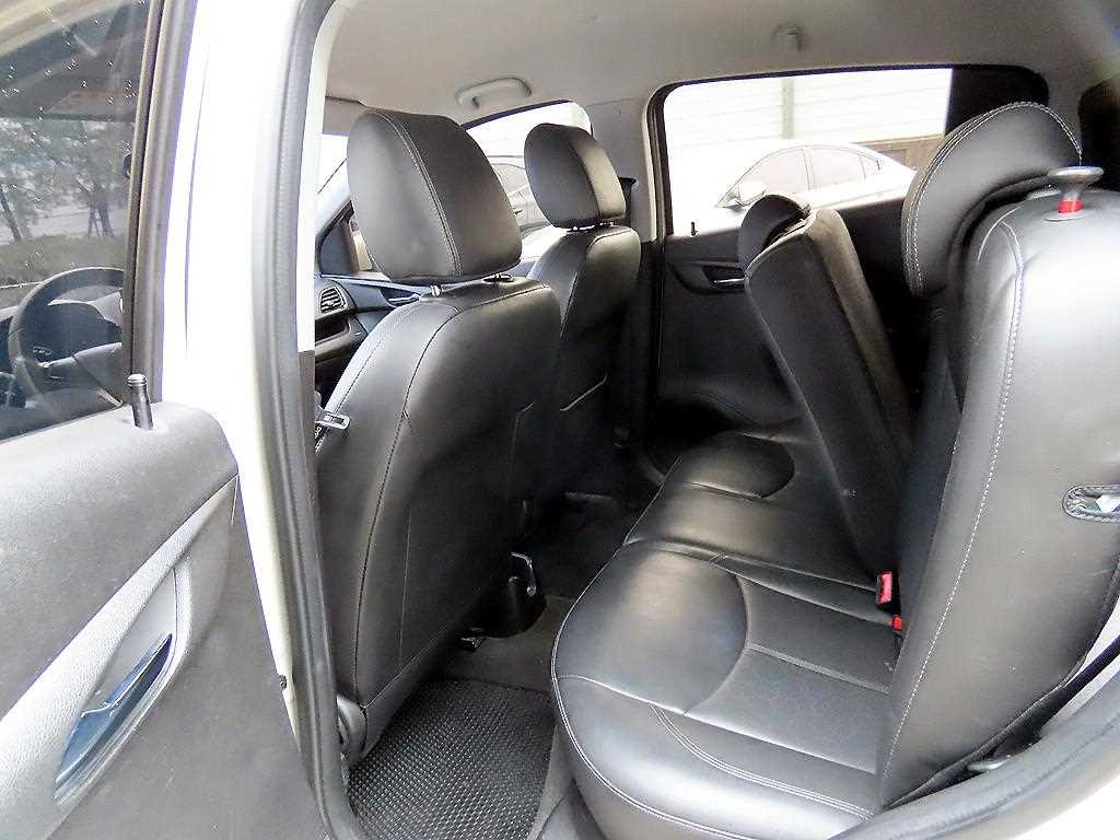 Chevrolet Spark - Vista 6