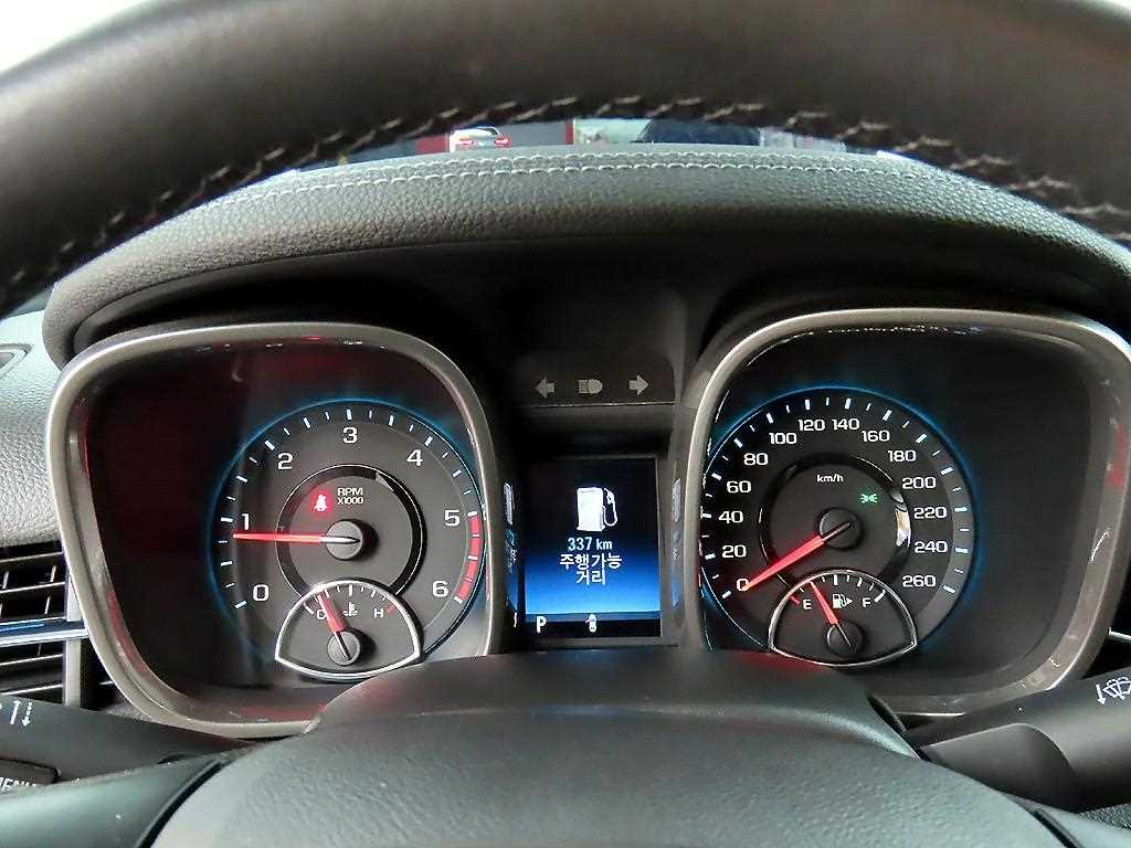 Chevrolet Malibu - Vista 8