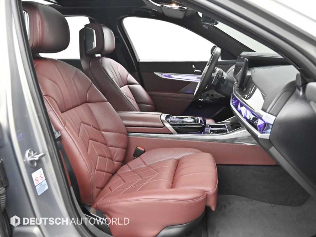 BMW 7 Series - Vista 10