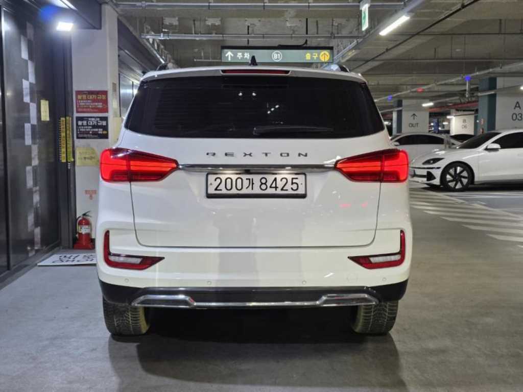 Ssangyong Rexton - Vista 5