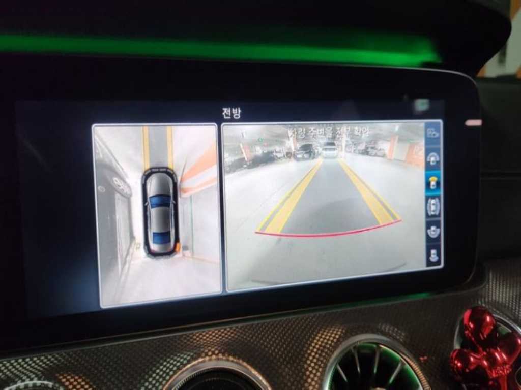 Mercedes Benz CLS Class - Vista 5