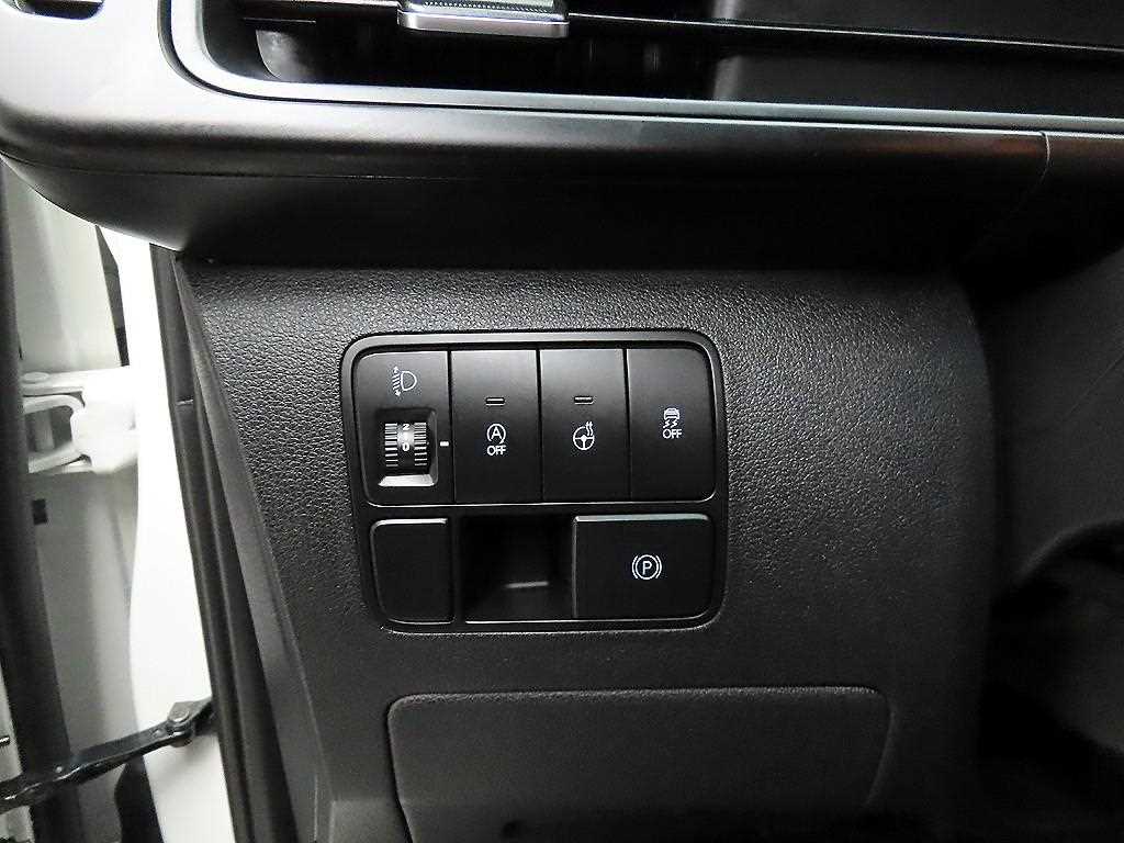 HYUNDAI Staria - Vista 12