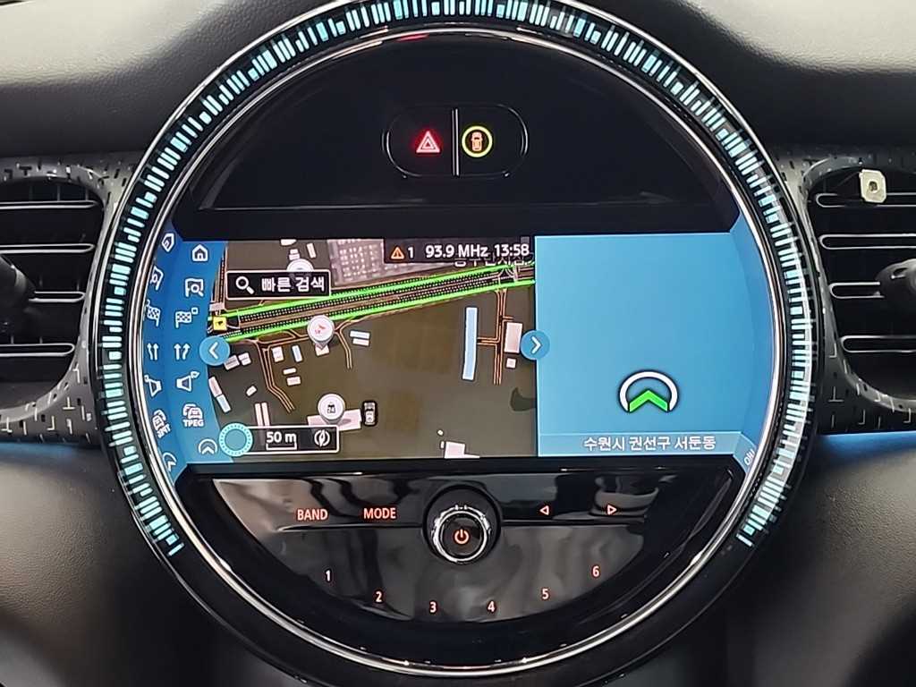 Mini Cooper Electric - Vista 6