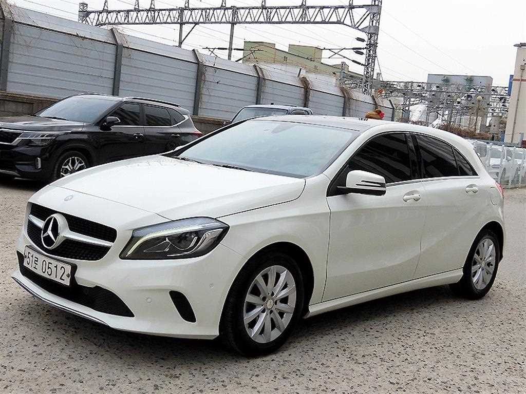 Mercedes Benz A Class - Vista 2