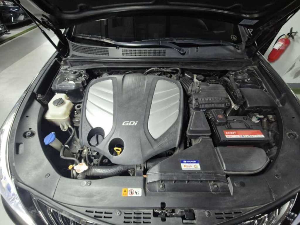 HYUNDAI Grandeur - Vista 8