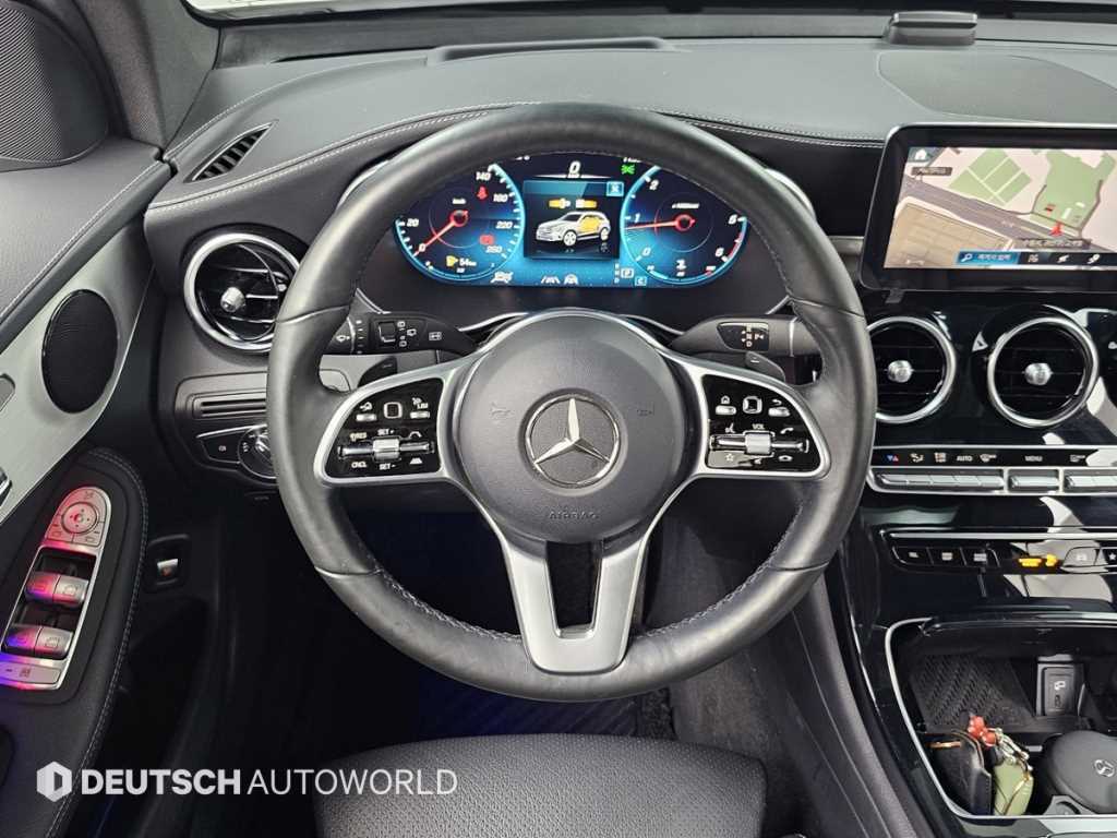 Mercedes Benz GLC Class 2021 Blanco - Importación desde Corea - HF Imports Iquique - Foto 13