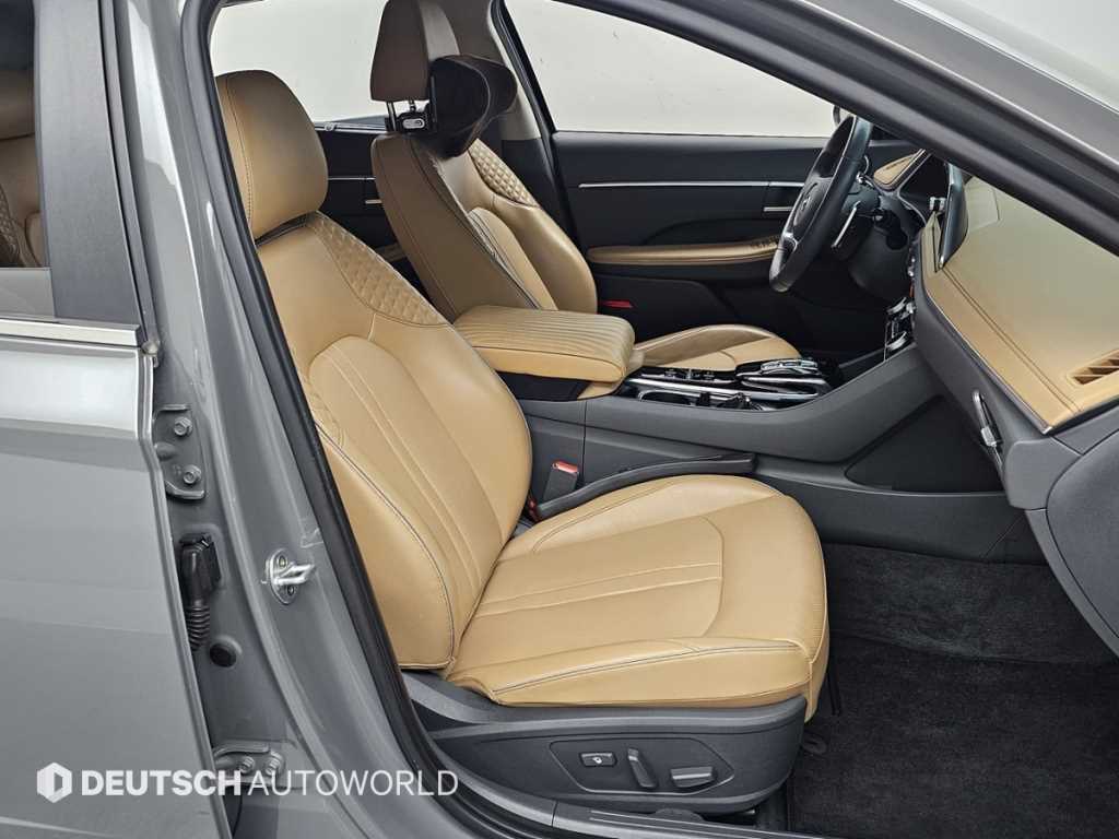 HYUNDAI Sonata - Vista 10