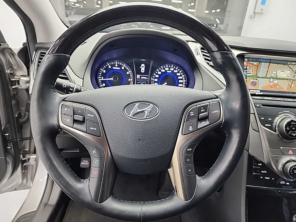 HYUNDAI Grandeur - Vista 9