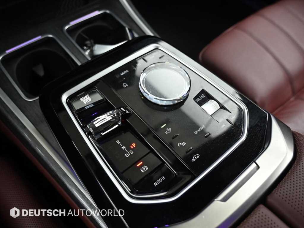 BMW 7 Series - Vista 9