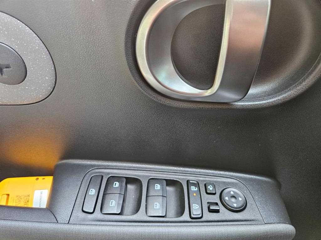 HYUNDAI Casper - Vista 9