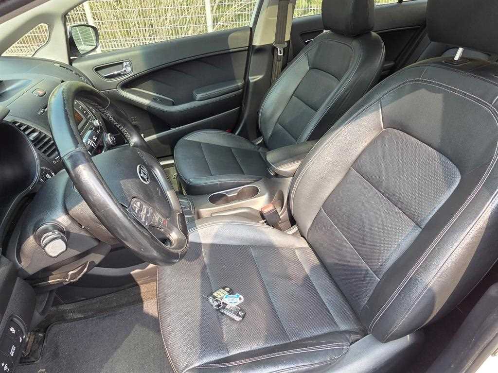 KIA K3 2014 Blanco - Importación desde Corea - HF Imports Iquique - Foto 14