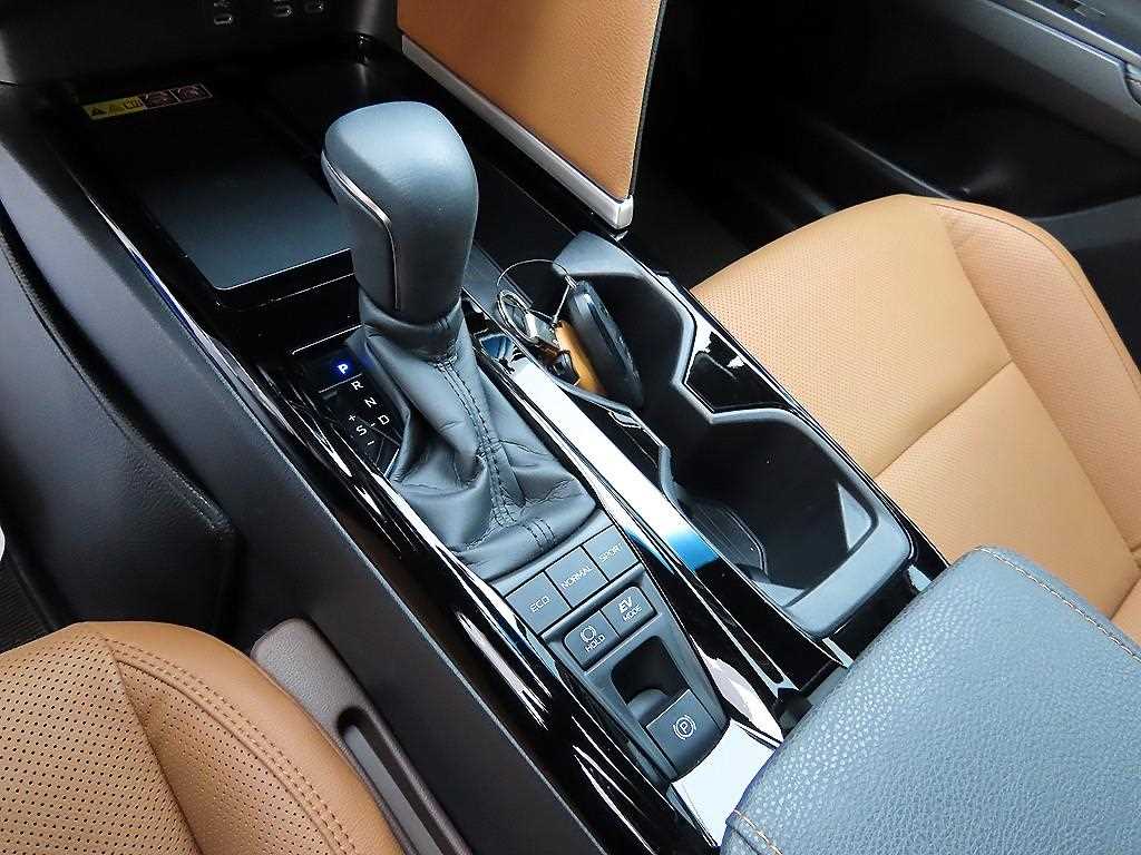 Toyota Camry - Vista 11