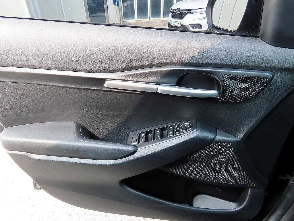 KIA Seltos - Vista 11