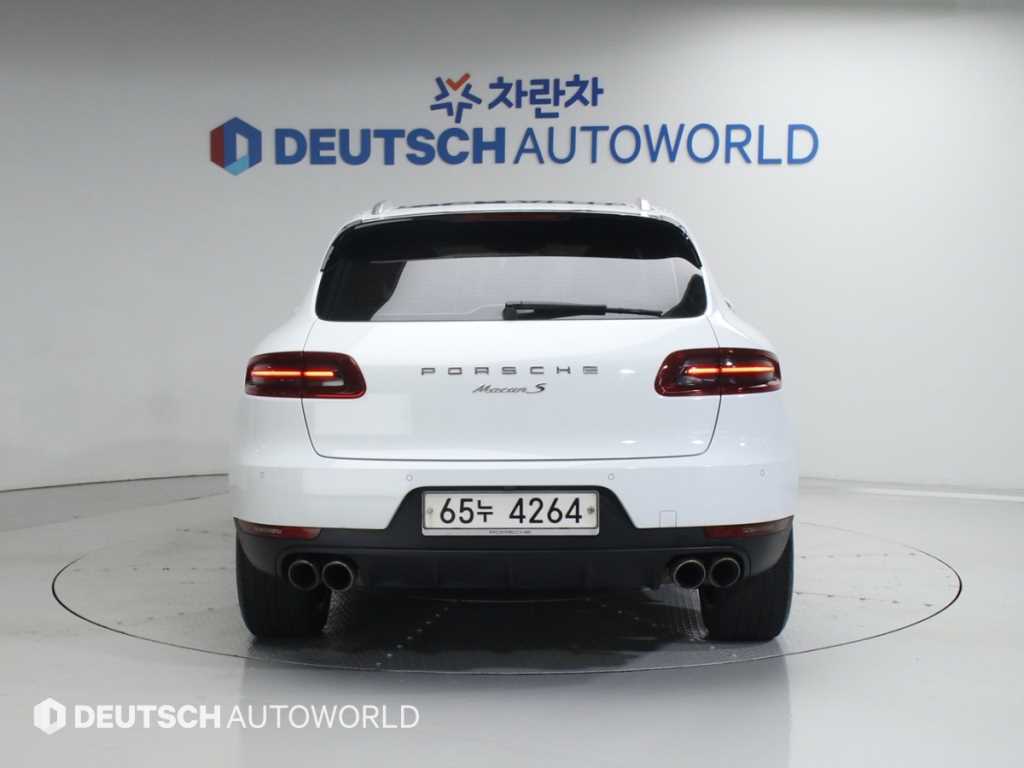 Porsche Macan - Vista 4