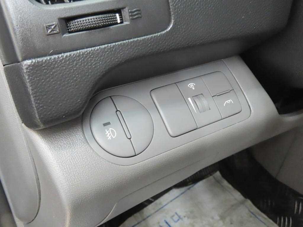 HYUNDAI Starex - Vista 10