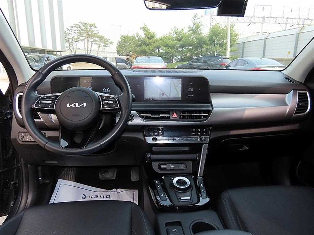 KIA Seltos - Vista 7