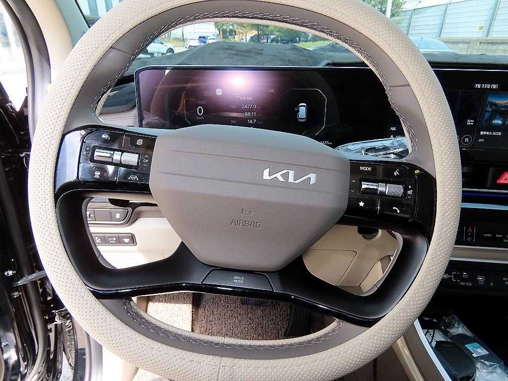 KIA Carnival - Vista 8