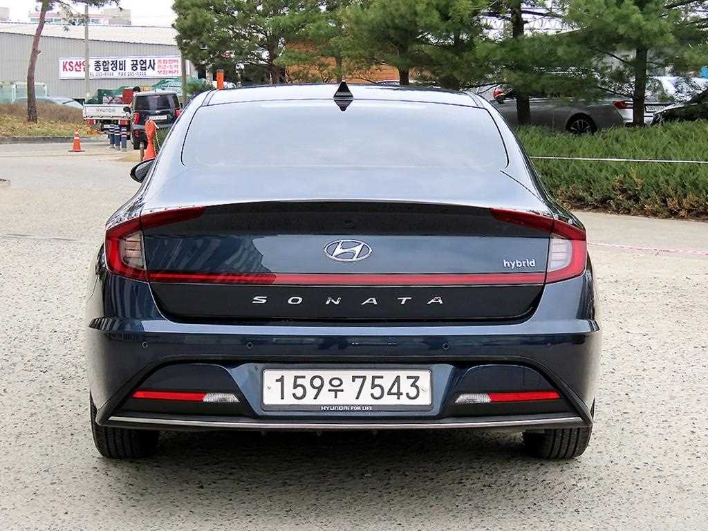 HYUNDAI Sonata - Vista 4