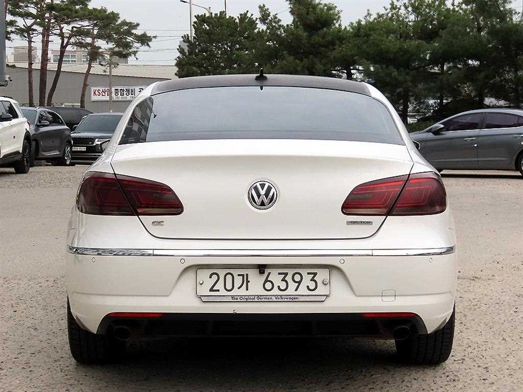Volkswagen CC - Vista 4