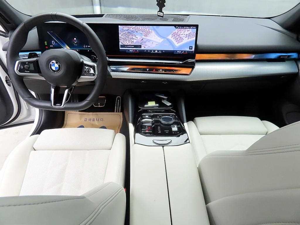 BMW 5 Series - Vista 7