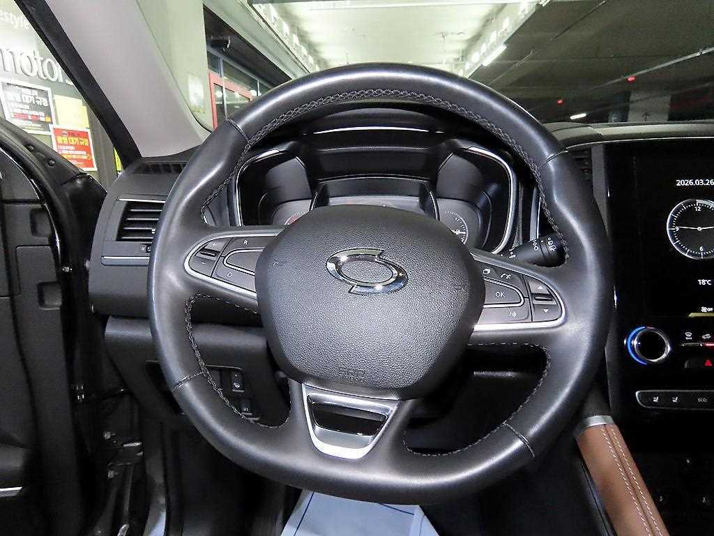 SAMSUNG QM6 - Vista 8