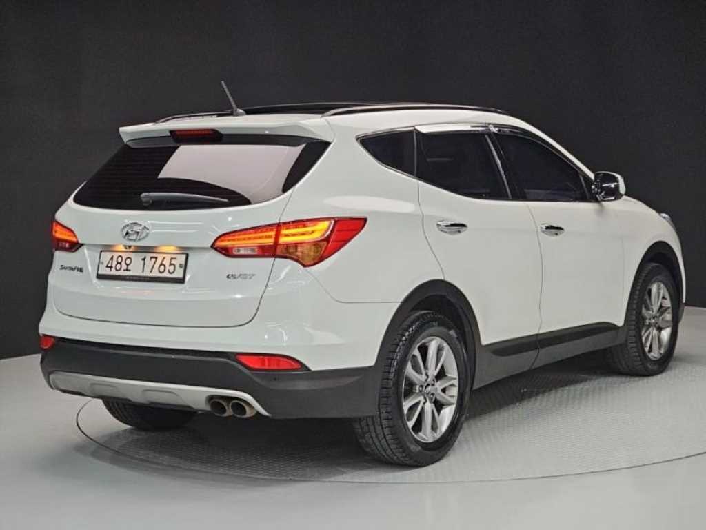 HYUNDAI Santa Fe - Vista 4