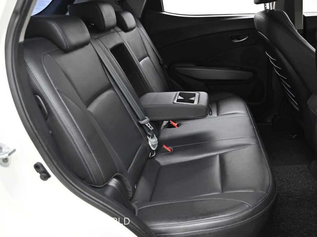 Ssangyong Tivoli - Vista 12