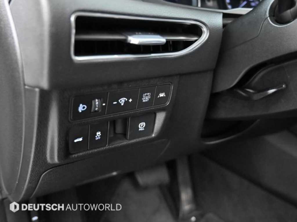 HYUNDAI Sonata - Vista 11