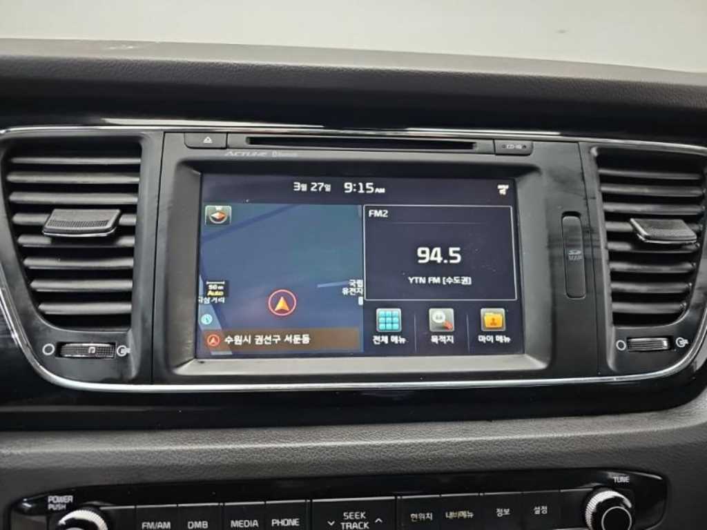 KIA Carnival - Vista 8