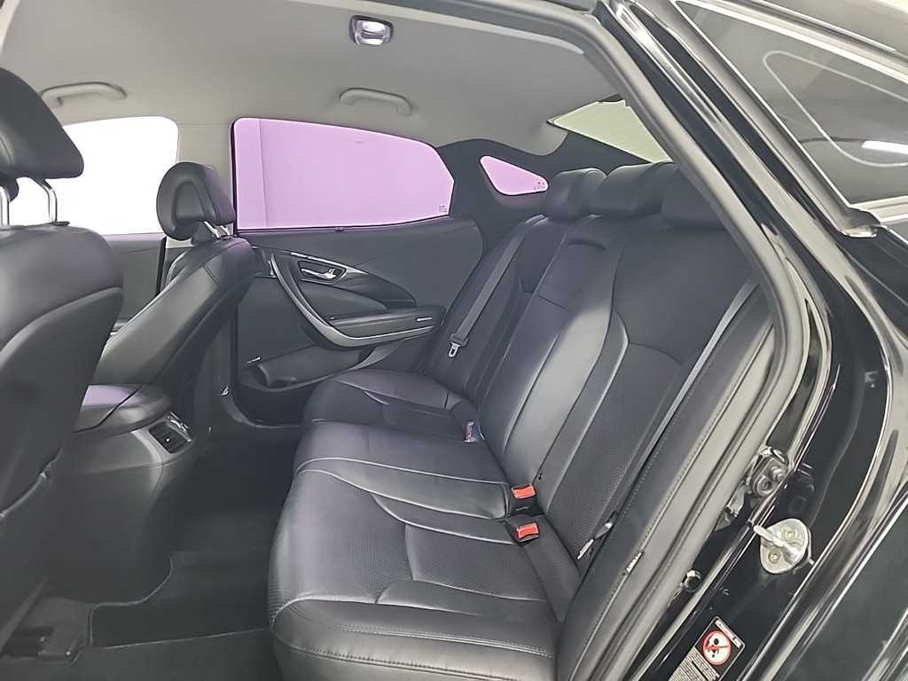 HYUNDAI Grandeur - Vista 12