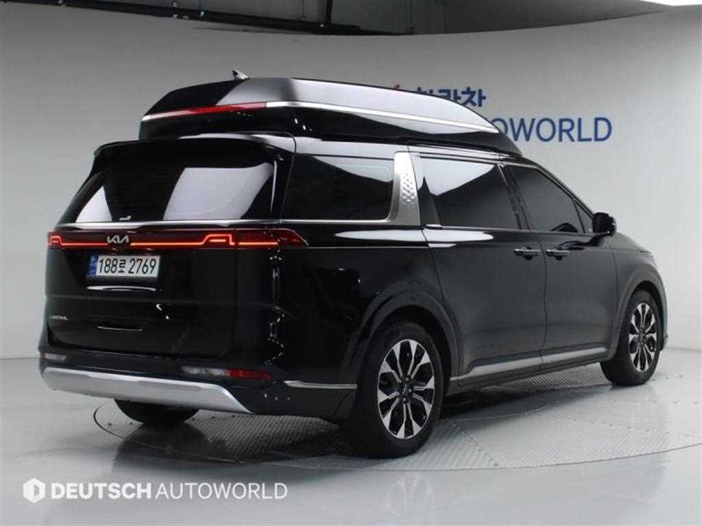 KIA Carnival - Vista 2