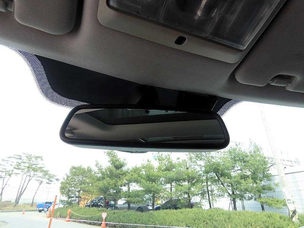 Land Rover Discovery 2016 Blanco - Importación desde Corea - HF Imports Iquique - Foto 14