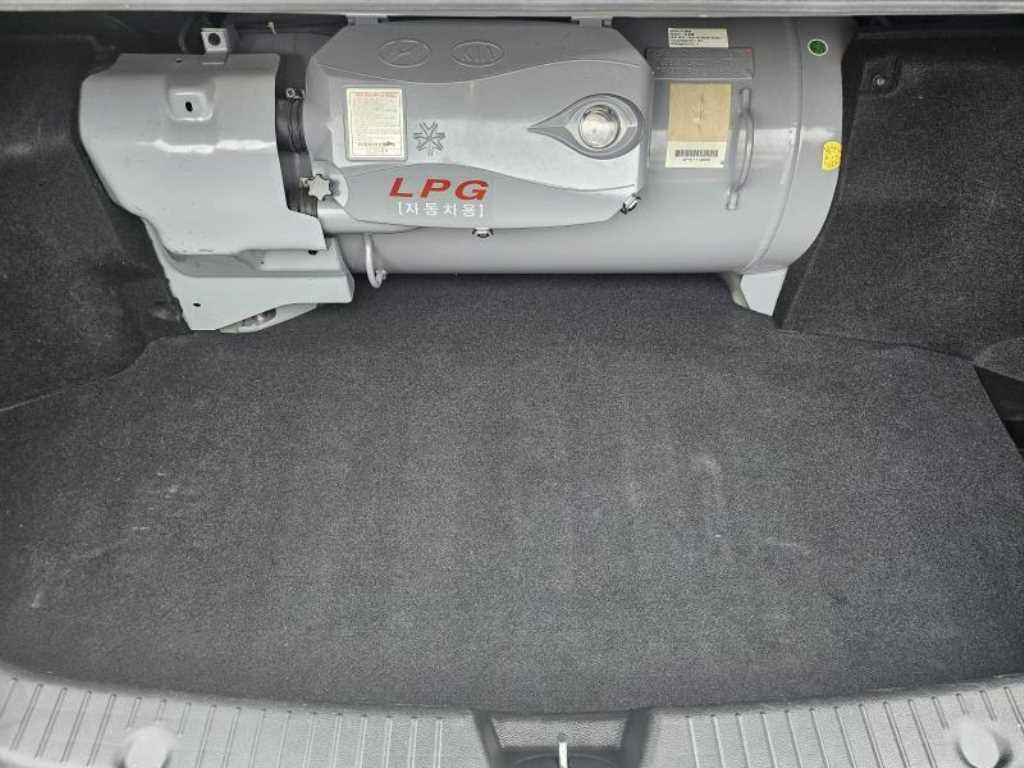 HYUNDAI Sonata - Vista 9