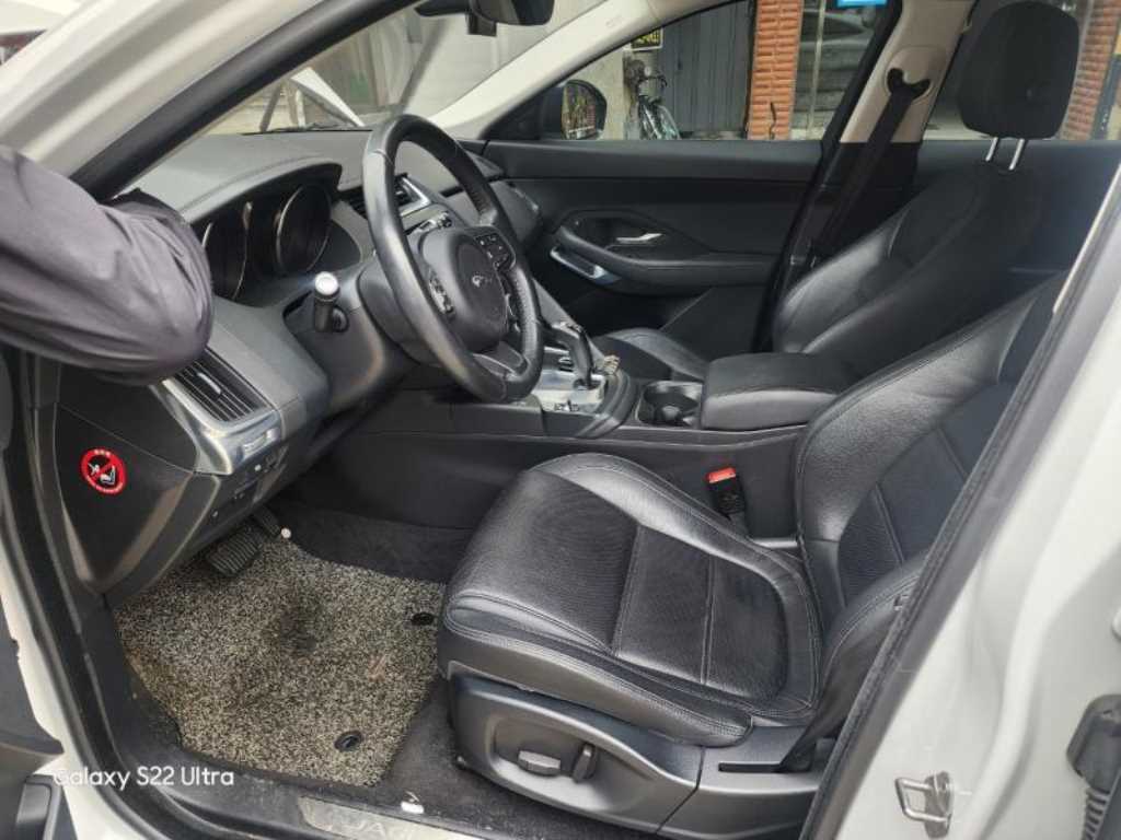 Jaguar E-PACE - Vista 6