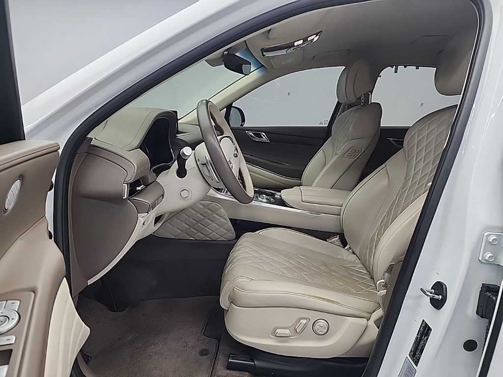 Genesis GV80 - Vista 11