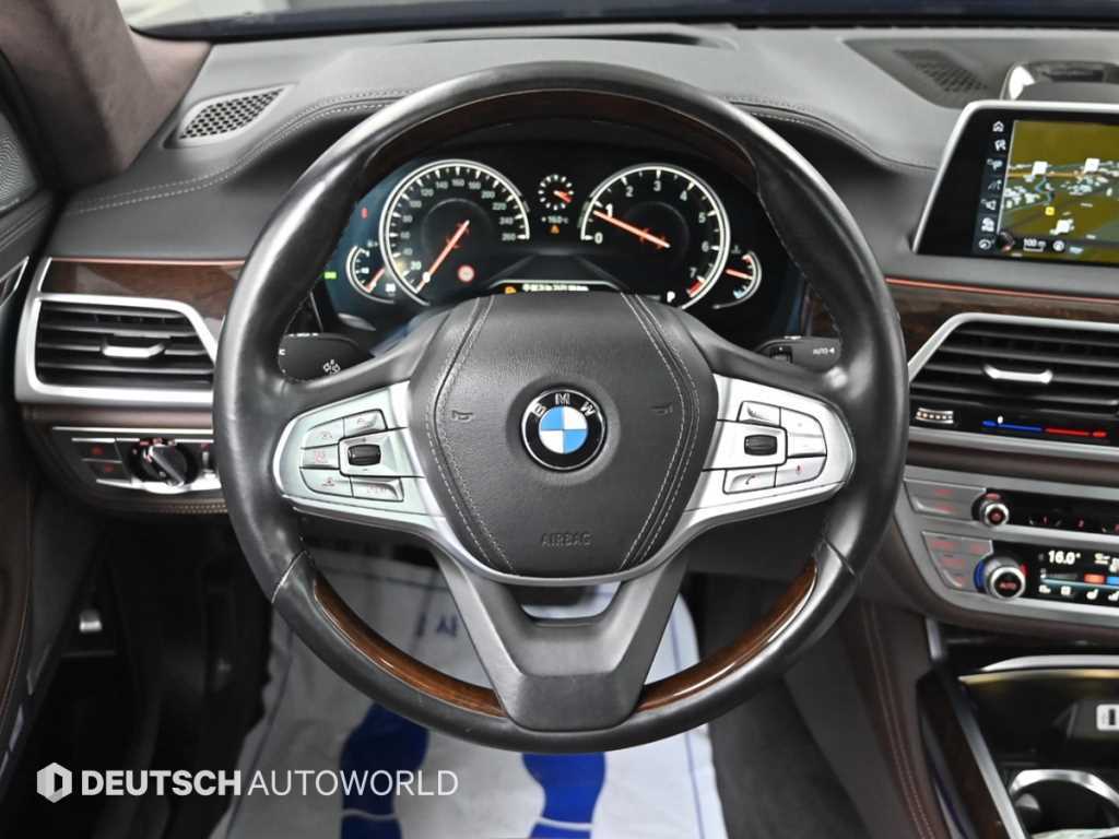 BMW 7 Series 2016 Negro - Importación desde Corea - HF Imports Iquique - Foto 13