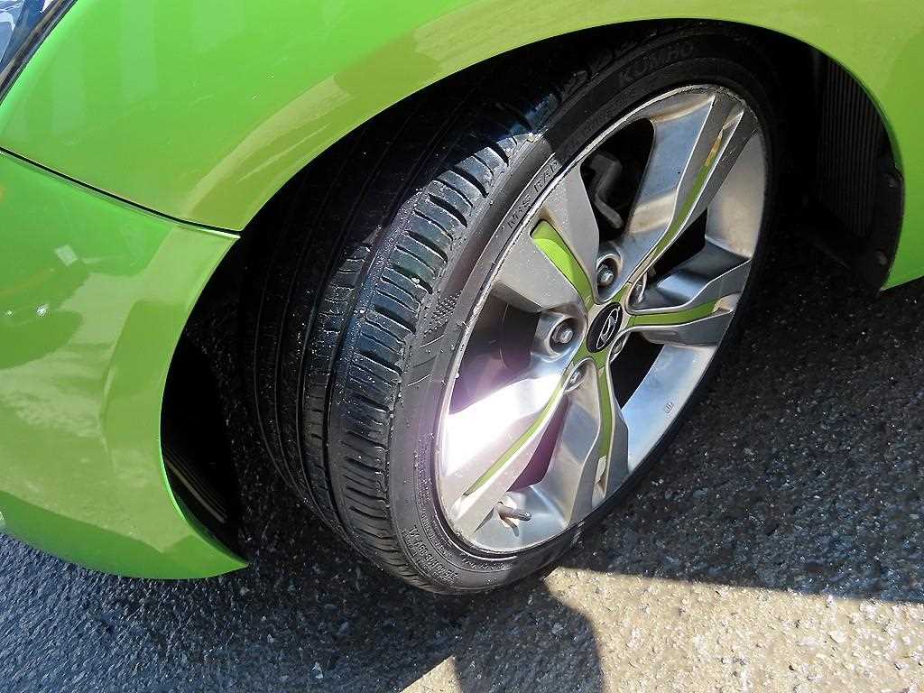 HYUNDAI Veloster 2012 Verde - Importación desde Corea - HF Imports Iquique - Foto 19