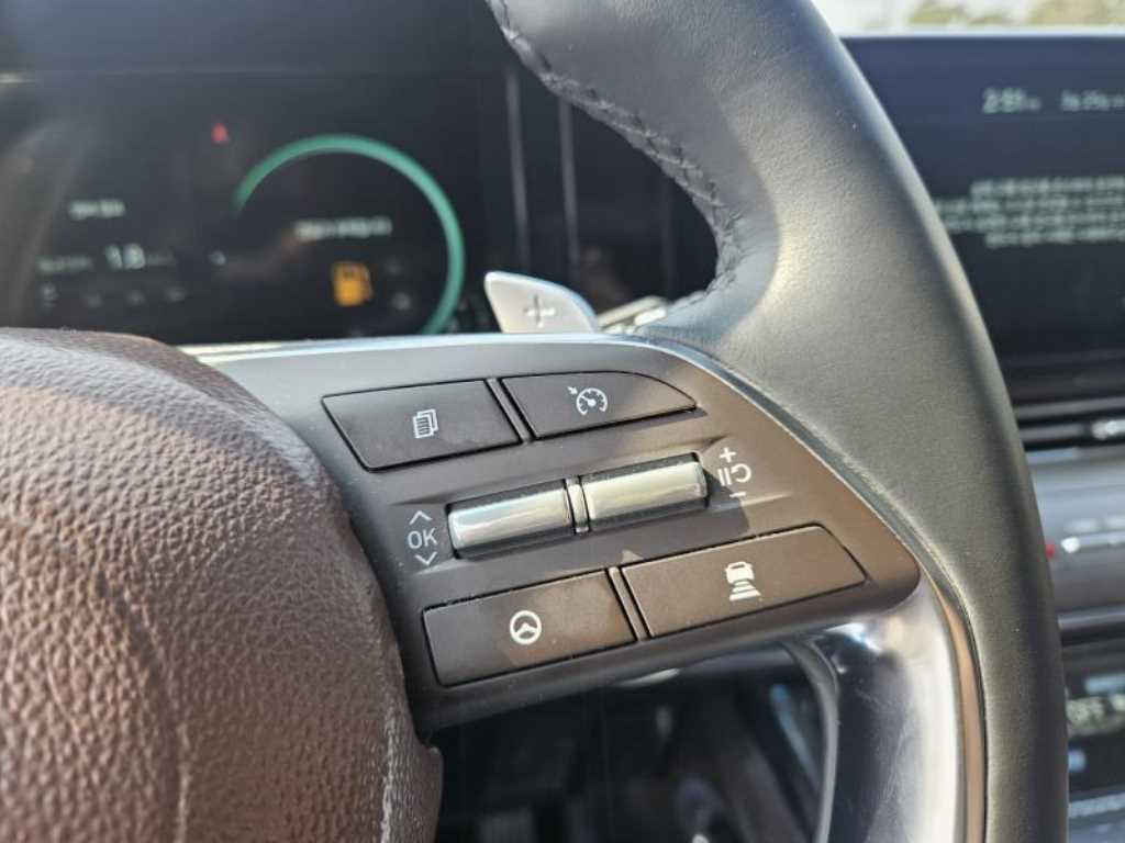 HYUNDAI Grandeur - Vista 7