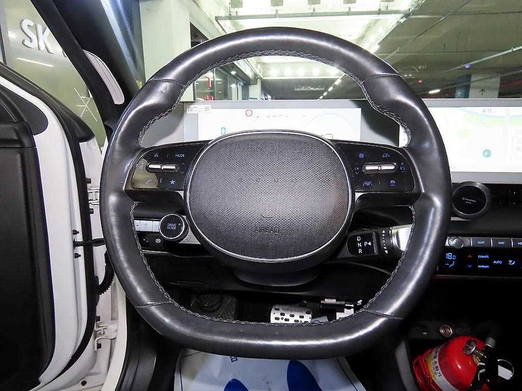 HYUNDAI Ioniq 5 - Vista 8