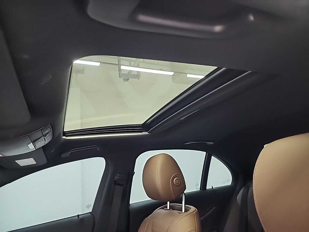 Mercedes Benz E class 2023 Negro - Importación desde Corea - HF Imports Iquique - Foto 15